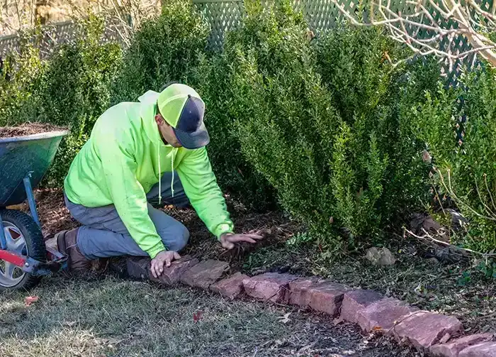 How long does mulch last in Vista CA